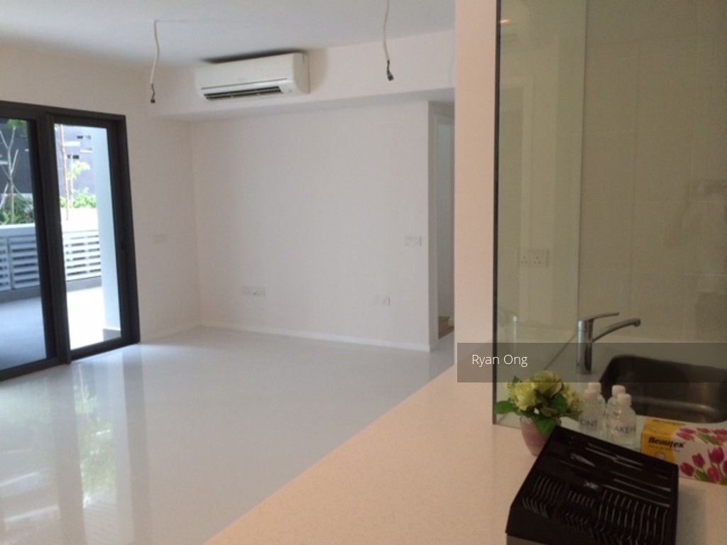The Lakefront Residences (D22), Condominium #116600672